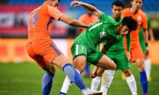 爱游戏视频-绿城主场不敌上港，中超积分榜排名下滑