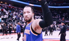 爱游戏活动-尼克斯新赛季揭幕惨败，主帅：需要更好的配合的简单介绍