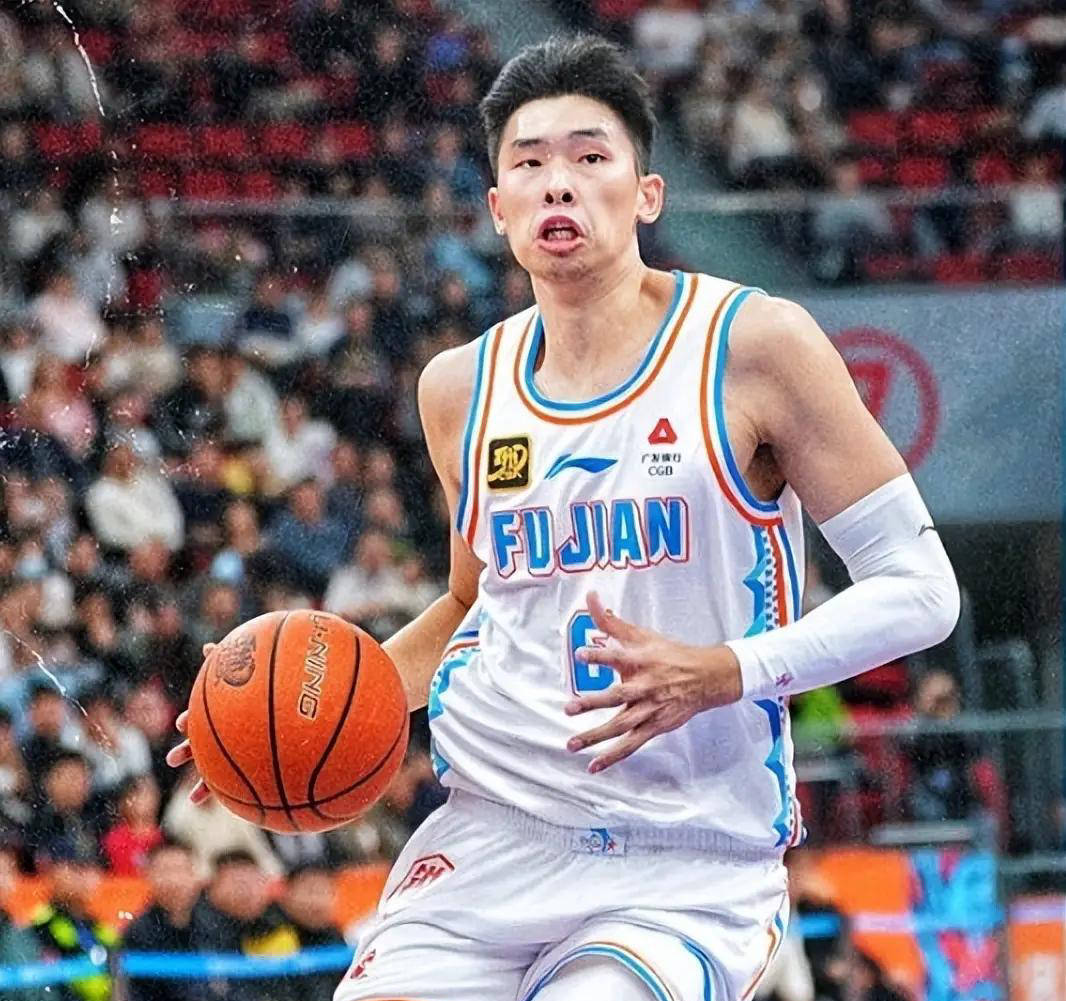 新秀球员崭露头角,助球队取得连胜 新秀球员崭露头角,助球队取得连胜