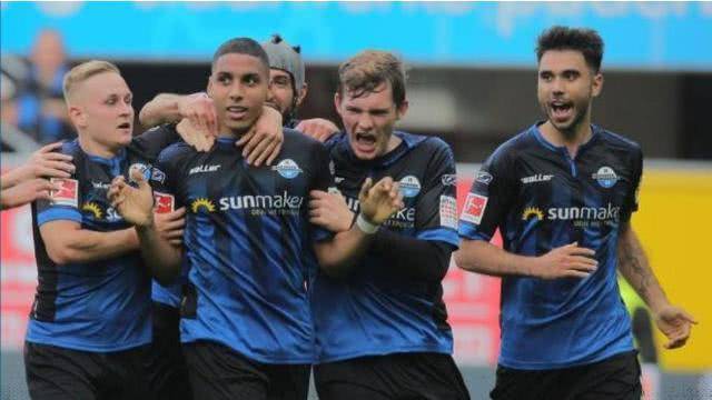 包含超级射手发威,梅开二度助球队一路高歌的词条 包含超级射手发威,梅开二度助球队一路高歌的词条