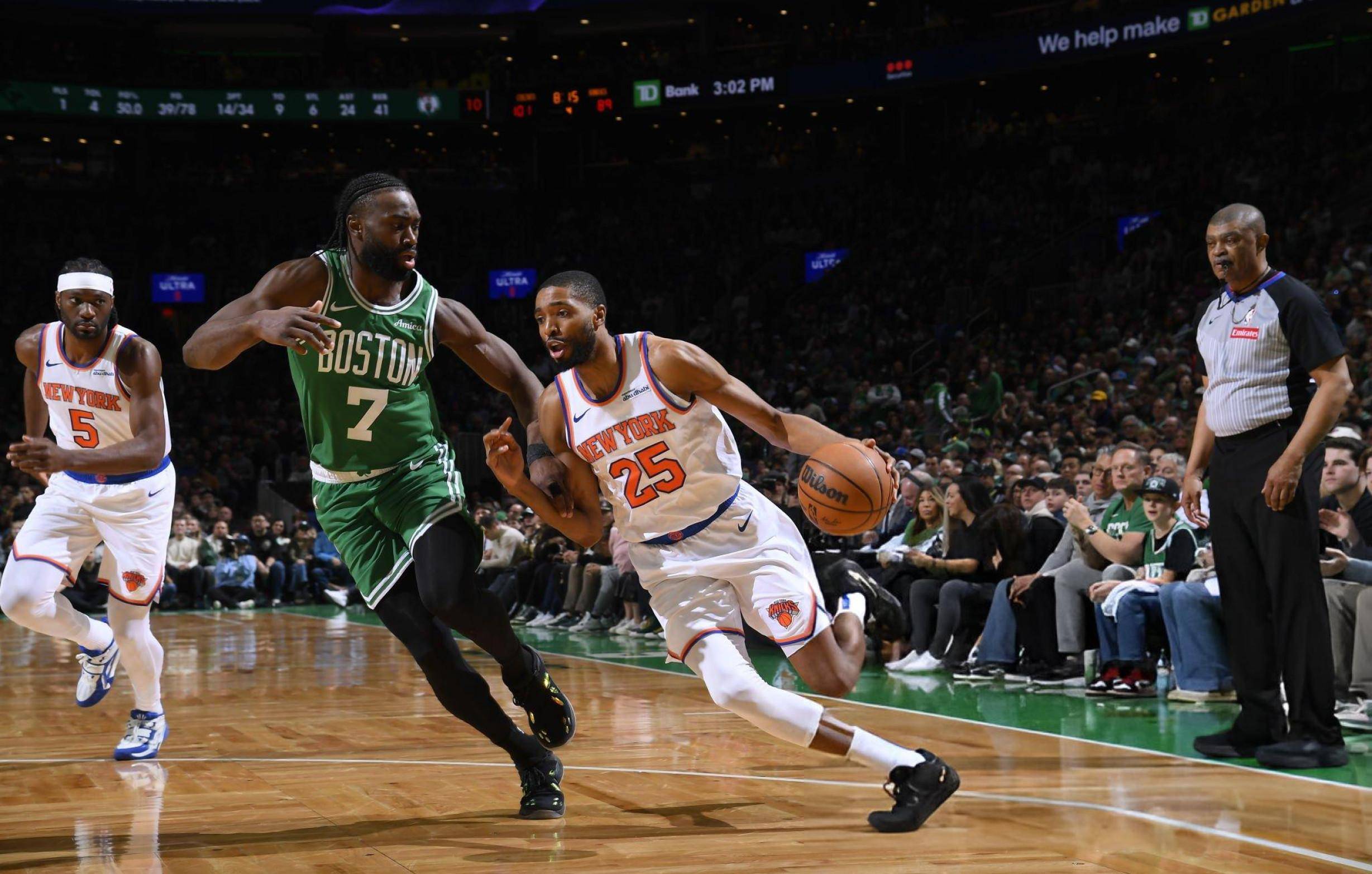 尼克斯取得连胜,兰多夫砍下25分的简单介绍 尼克斯取得连胜,兰多夫砍下25分的简单介绍