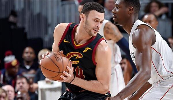 奇才擒下骑士,继续向东部第八进发的简单介绍 奇才擒下骑士,继续向东部第八进发的简单介绍