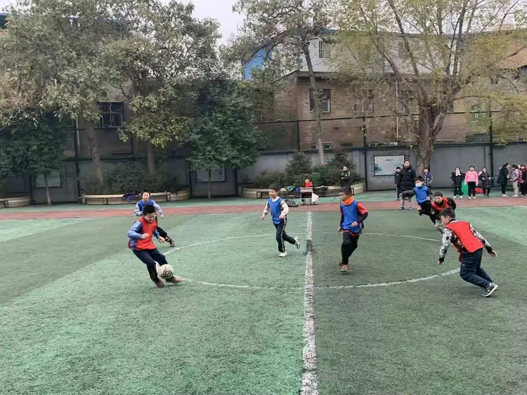 包含东方足球助力国际比赛,勇往直前的词条 包含东方足球助力国际比赛,勇往直前的词条