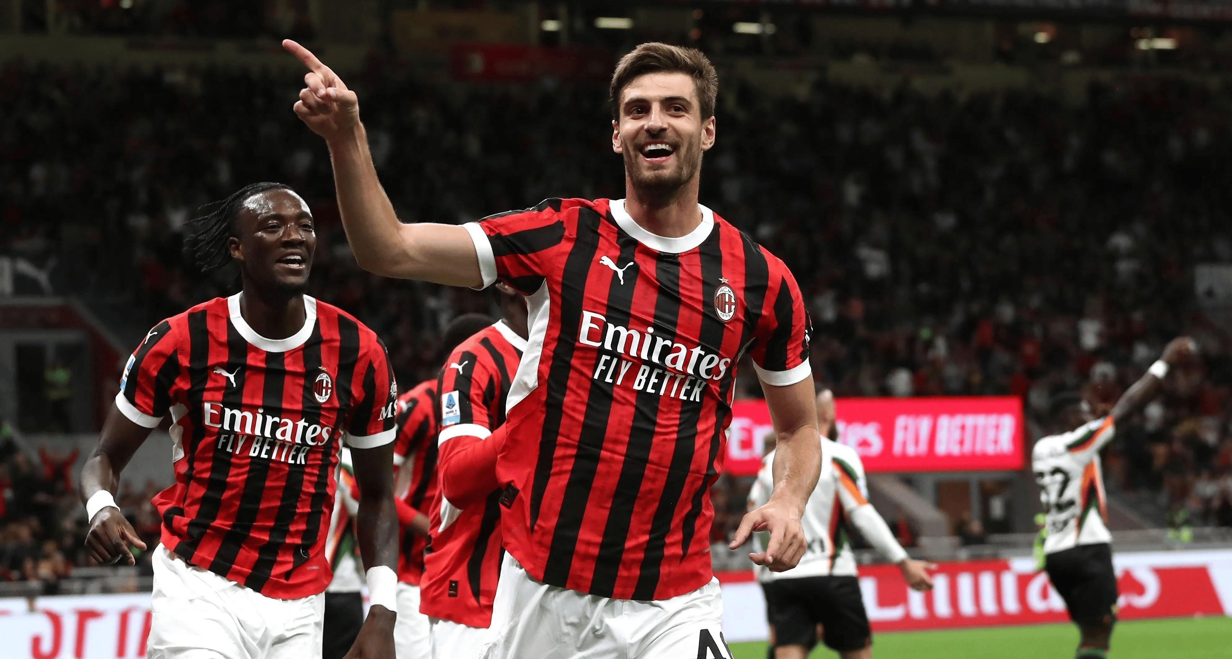 AC米兰前锋连场进球,刷新进球纪录 AC米兰前锋连场进球,刷新进球纪录