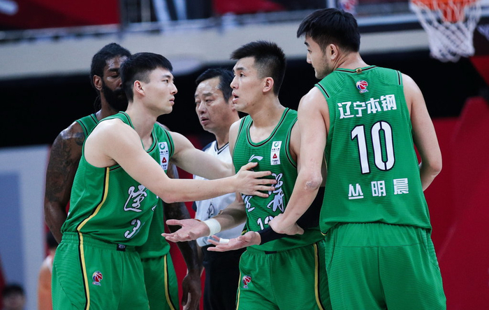 江西男篮主场告捷,提升排名至中游的简单介绍 江西男篮主场告捷,提升排名至中游的简单介绍