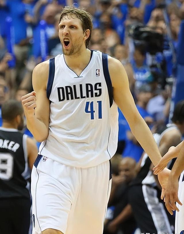 篮球传奇球星告别赛场,感动球迷心扉 篮球传奇球星告别赛场,感动球迷心扉