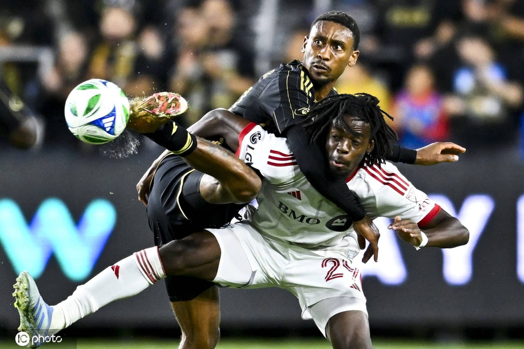 美国大联盟:洛杉矶FC豪取连胜,夺冠在望的简单介绍 美国大联盟:洛杉矶FC豪取连胜,夺冠在望的简单介绍