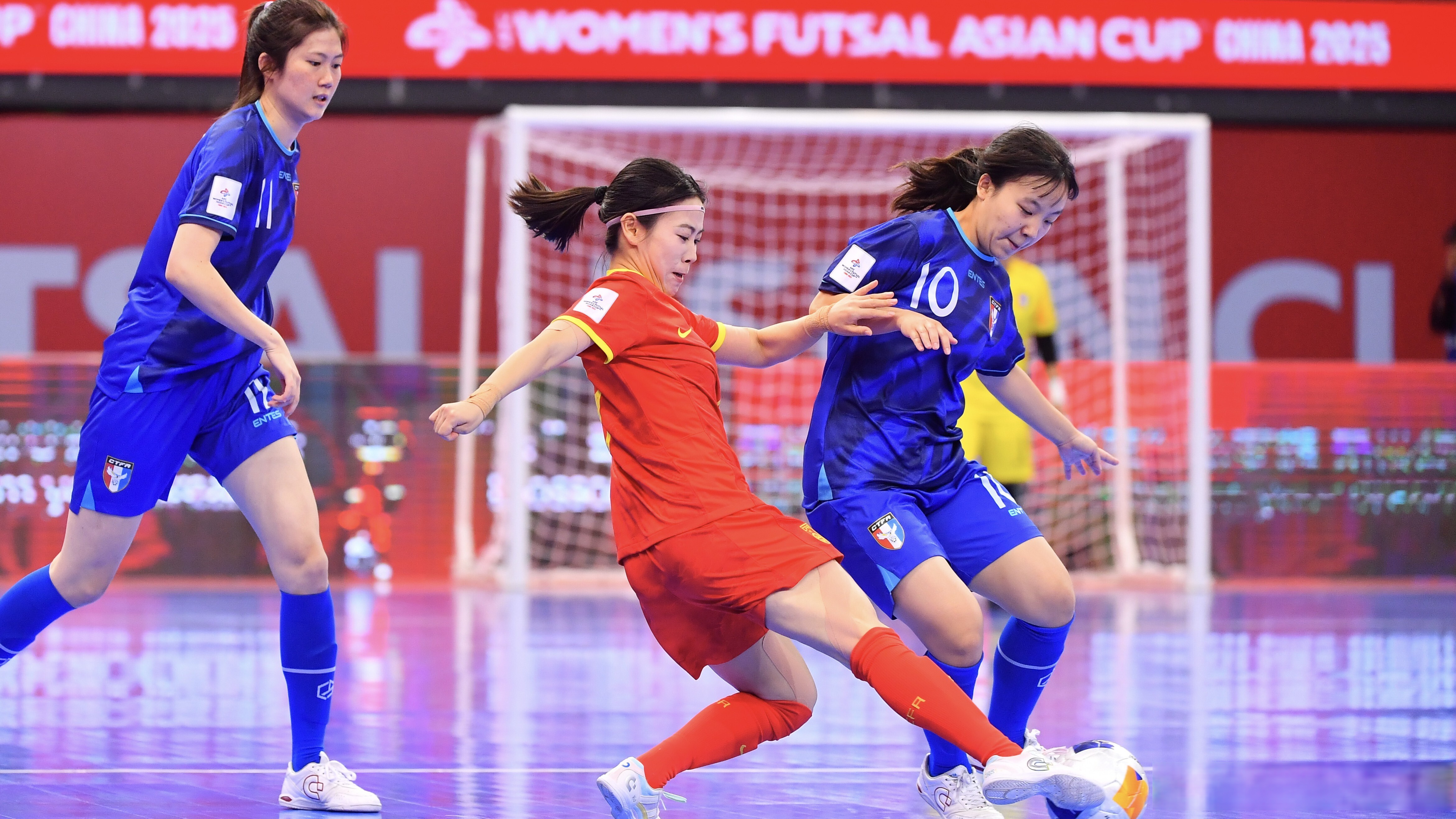 亚足联女子杯激烈争夺展开