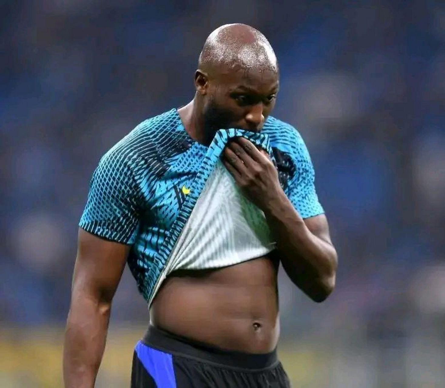 切尔西锋线犀利，卢卡库成为球队锋线保障