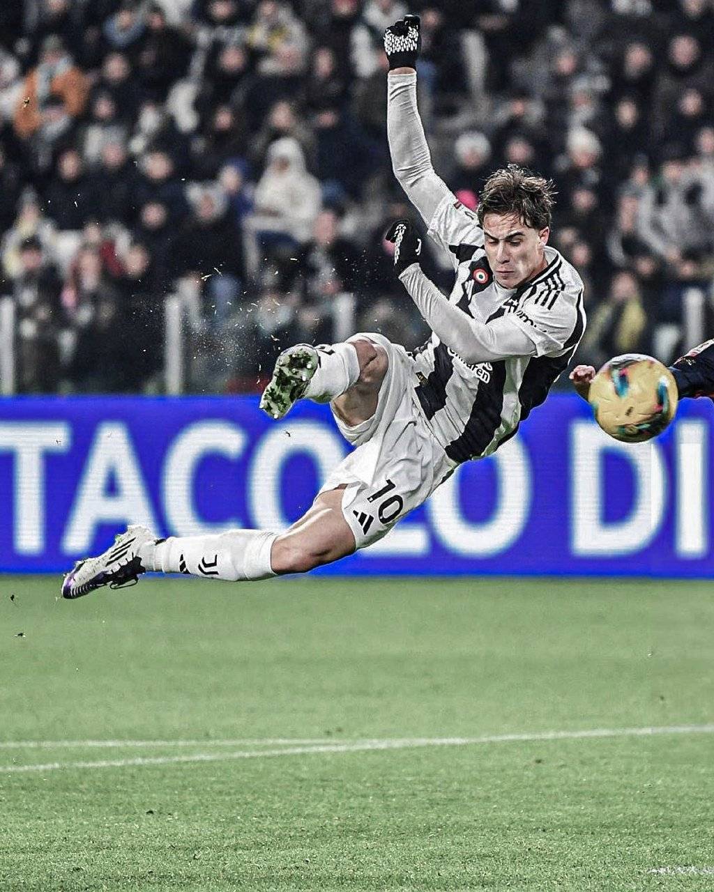 尤文图斯客场取胜，继续保持领先优势